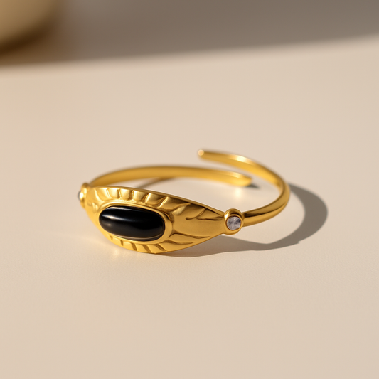 Onyx Oval Ring