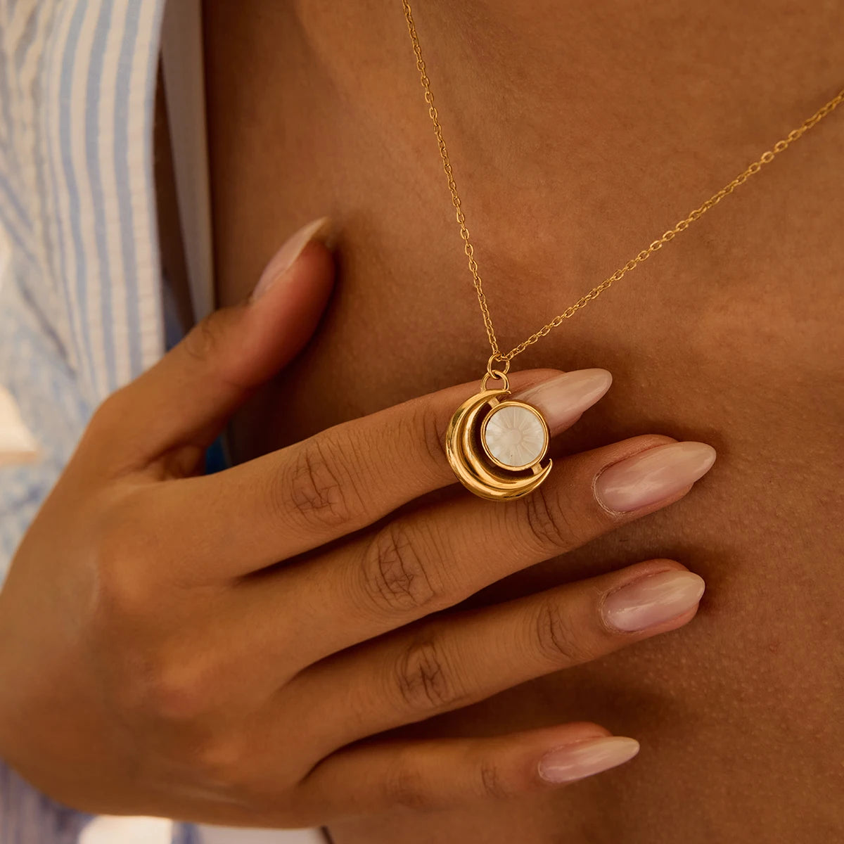 Elegant Moon Necklace