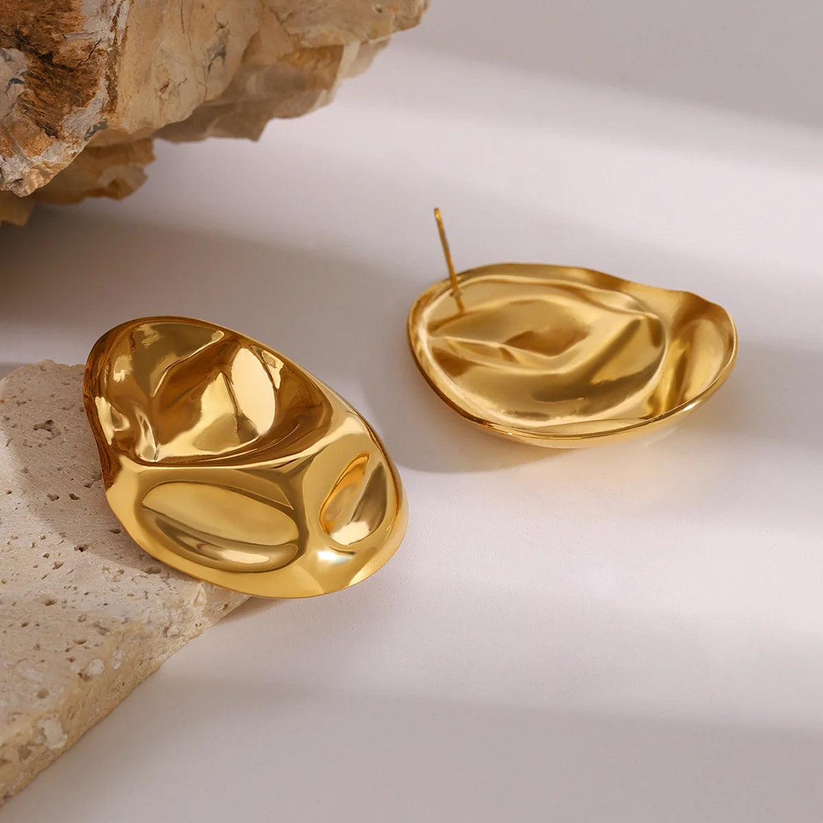 Rocher Lumière Earrings