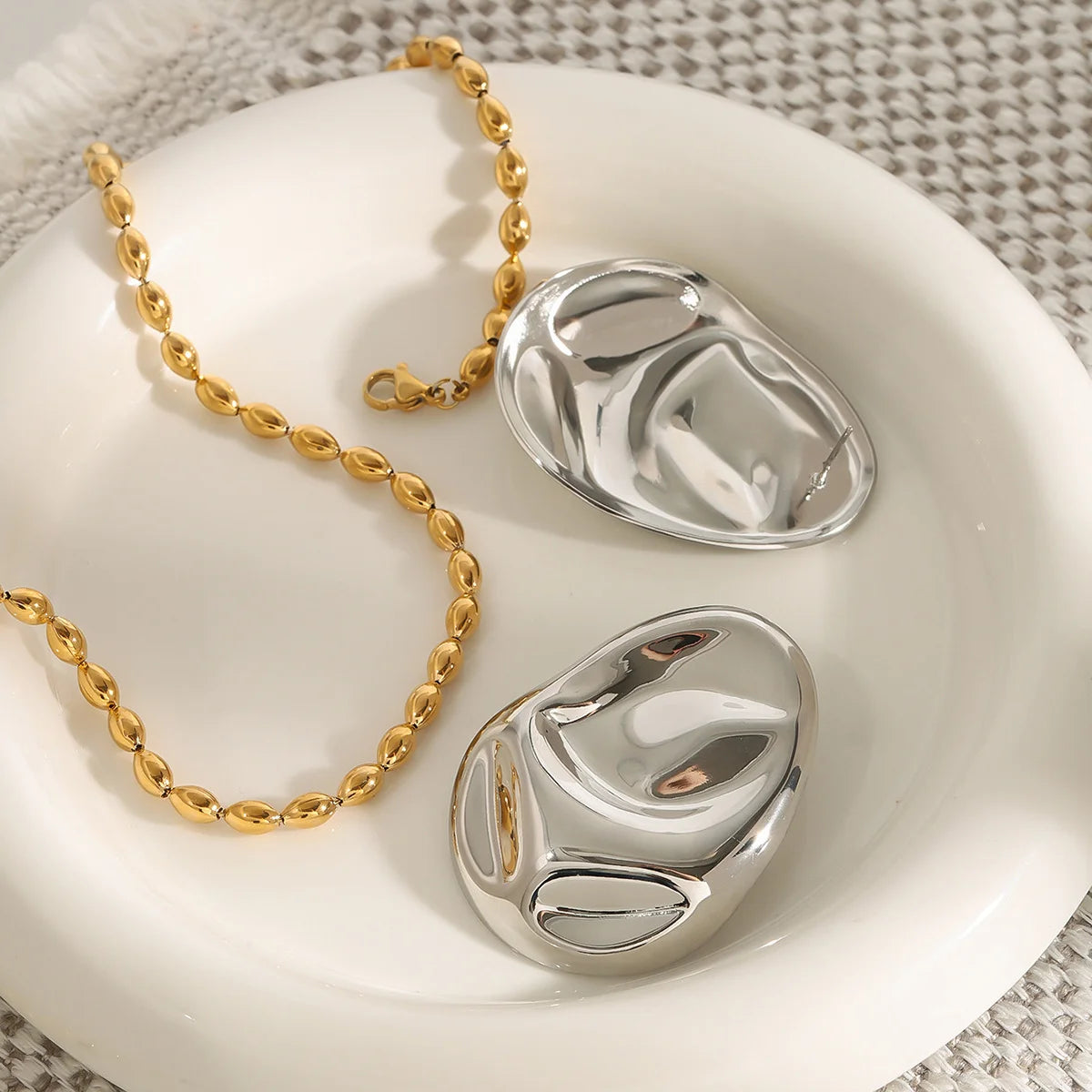 Rocher Lumière Earrings