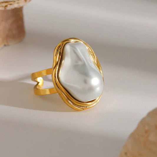 Statement Pearl RIng