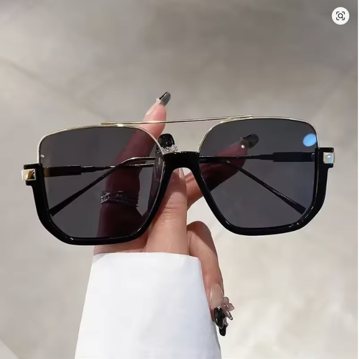 Le Voyage Women's Sunnies