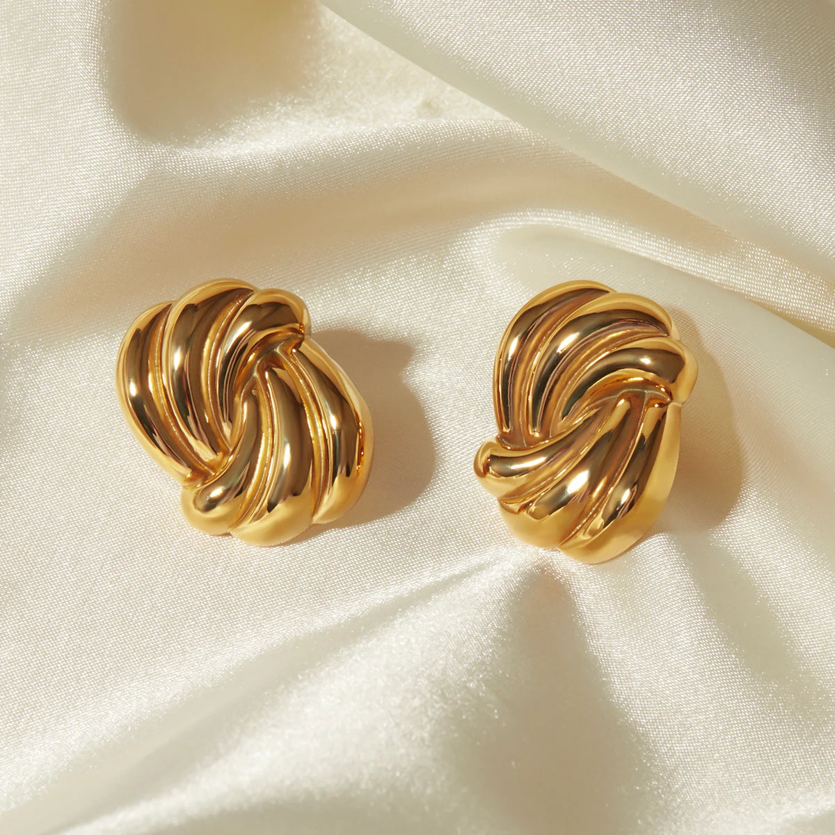 Golden Knot Earrings